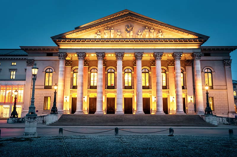 Bayerische-Staatsoper